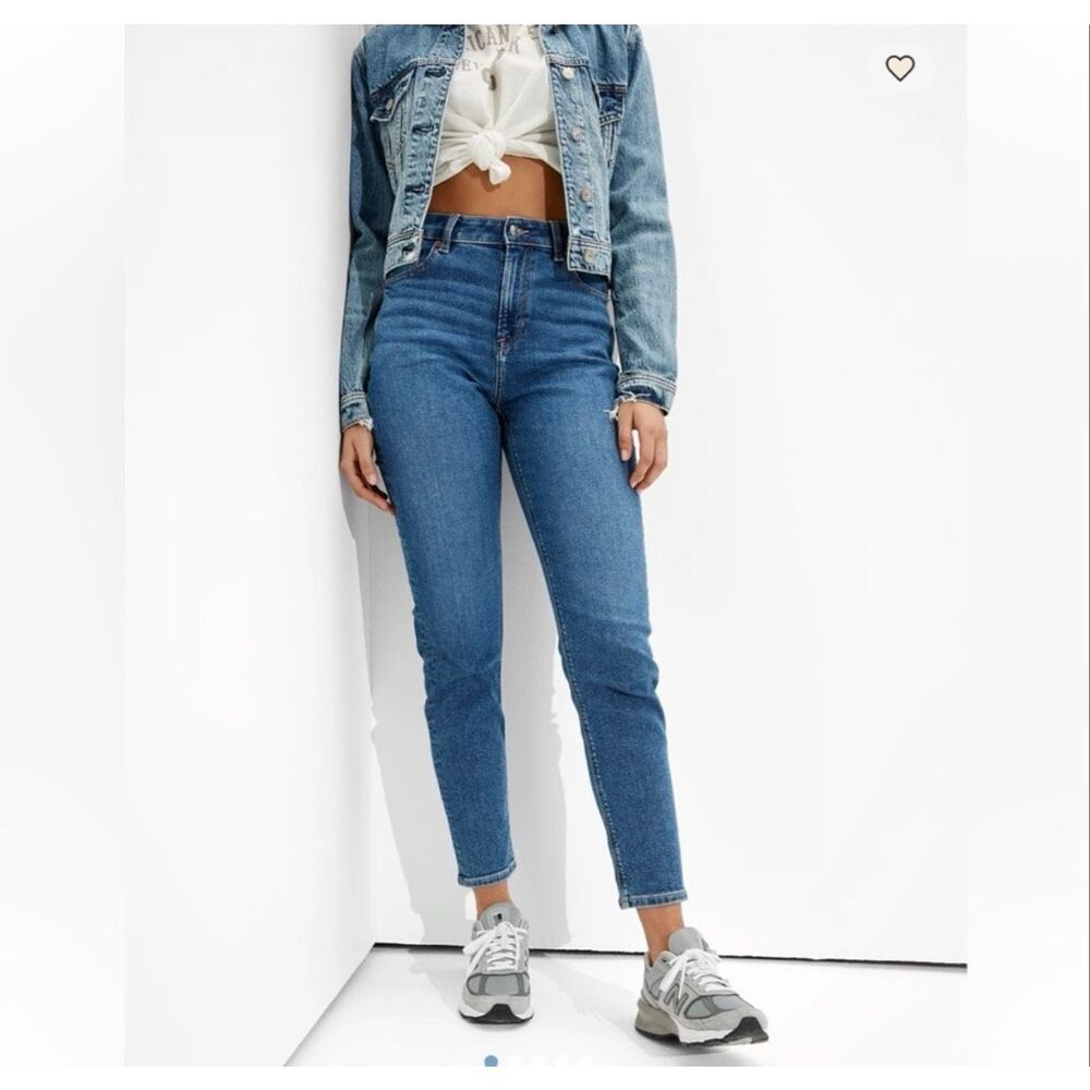 American Eagle Mom Jeans Comfort Stretch Waistband Blue Denim High Rise Size 0